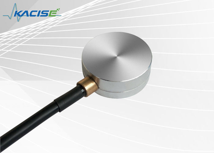 KUM2500A Hoogresolutie 0,1 mm ultrasone brandstofniveau sensor met IP67 bescherming en RS232/RS485/TTL interface