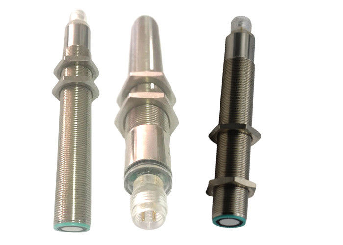 RS485 Ultrasone vloeibare niveausensor met 50 mm~1000 mm detectiebereik en IP67-bescherming