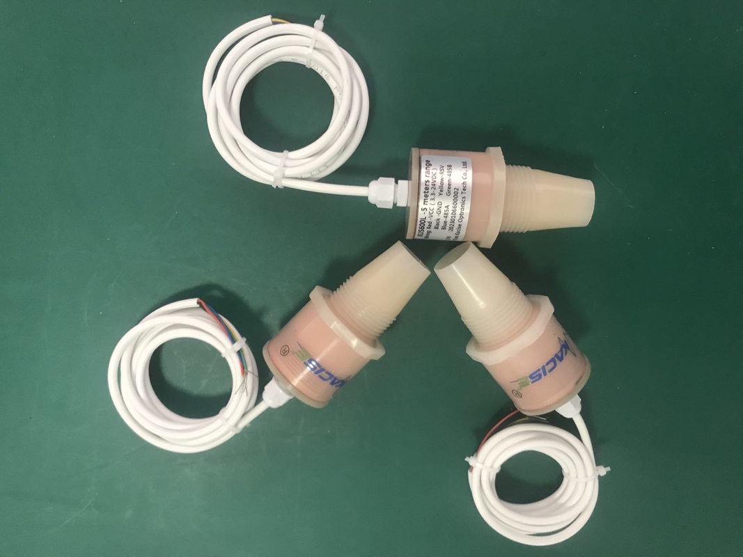6V de ultrasone Water/Brandstofsensor RS485 5m van het Tankniveau de Hoge Meter van het Nauwkeurigheids Vloeibare Niveau