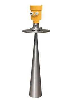 Radarniveau sensor van 26 GHz met een meetbereik van 10-80 m en IP67-bescherming voor silo's en vaste stoffen