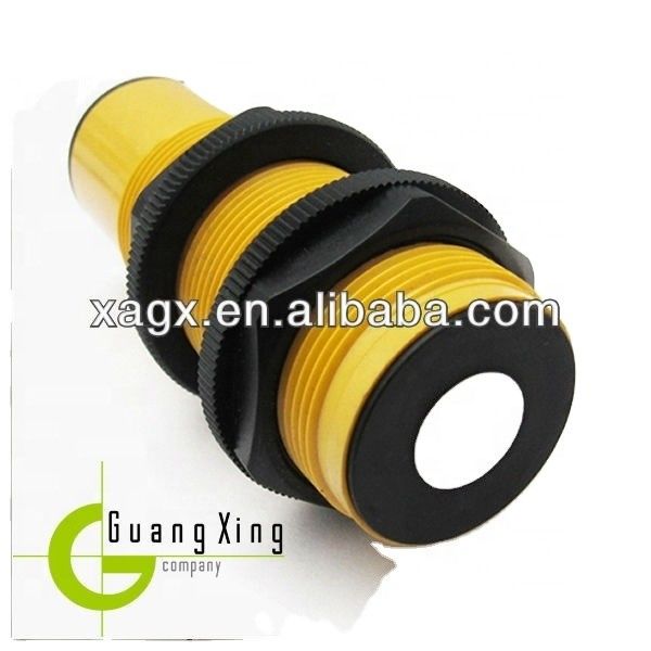 GX Ultrasone brandstofsensor 40MHz met 4-20mA en RS485-uitgang voor nauwkeurige brandstofniveau-meting