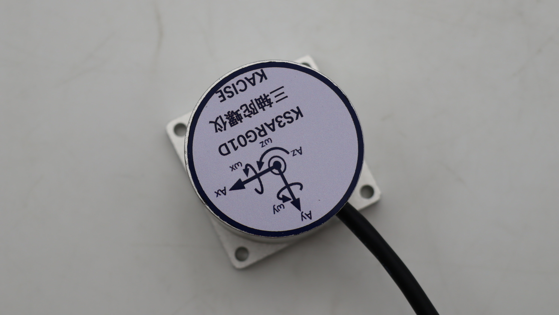 MEMS Drieassige gyroscopen voor UAV's met een gewicht van minder dan 100 g met RS422 elektrische interface