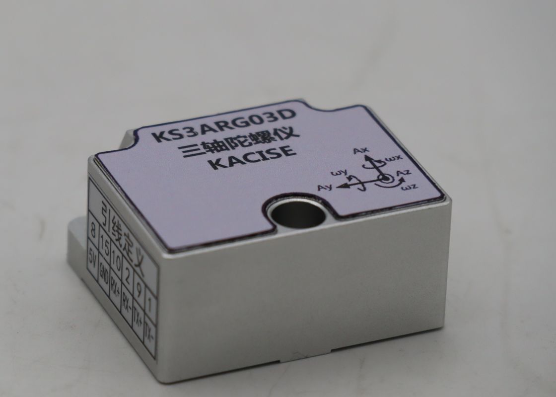 Hoogwaardige MEMS-gyroscoop met ≤1,1 W vermogensverlies, 6,06 g trillingsbestendigheid en gegevensupdatesnelheid van 2000 Hz