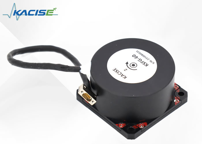 Lichtgewicht ontwerp glasvezel gyroscoop met voedingsspanning +5 (V) en gewicht ≤180 (g)