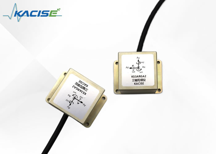 Precieze elektronische gyroscoopsensor met verstelbare uitgangsspanning 0,66-2,64 V, G-waardegevoeligheid ≤0,02 ((°/s/g)
