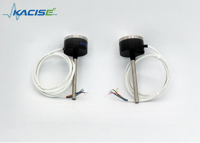 Capacitieve brandstofniveau sensoren worden gebruikt voor olie tank niveau monitoring met -40 ° C ~ 85 ° C omgevingstemperatuur en RS485 output