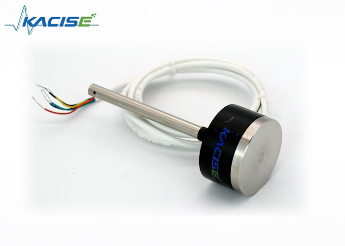 Capacitieve brandstofniveau sensoren worden gebruikt voor olie tank niveau monitoring met -40 ° C ~ 85 ° C omgevingstemperatuur en RS485 output