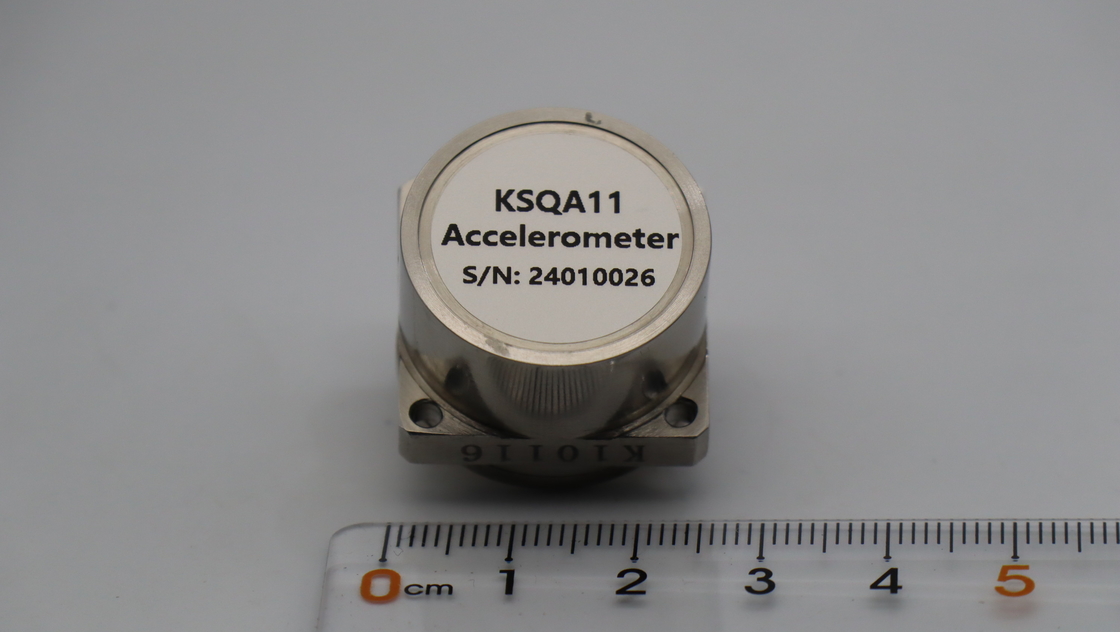 Precieze lineaire versnellingsmeter sensor Gevoelig voor 80 ppm met schokbestendigheid tot 500 g