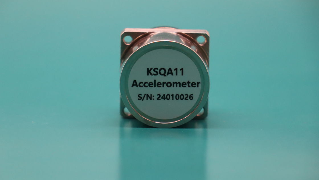 Quartz Flexible Accelerometer Sensor voor slagdetectie met 500 g schokbestendigheid, 1,0 ~ 1,6 mA/g schaalfactor en ±30 g inlaatbereik