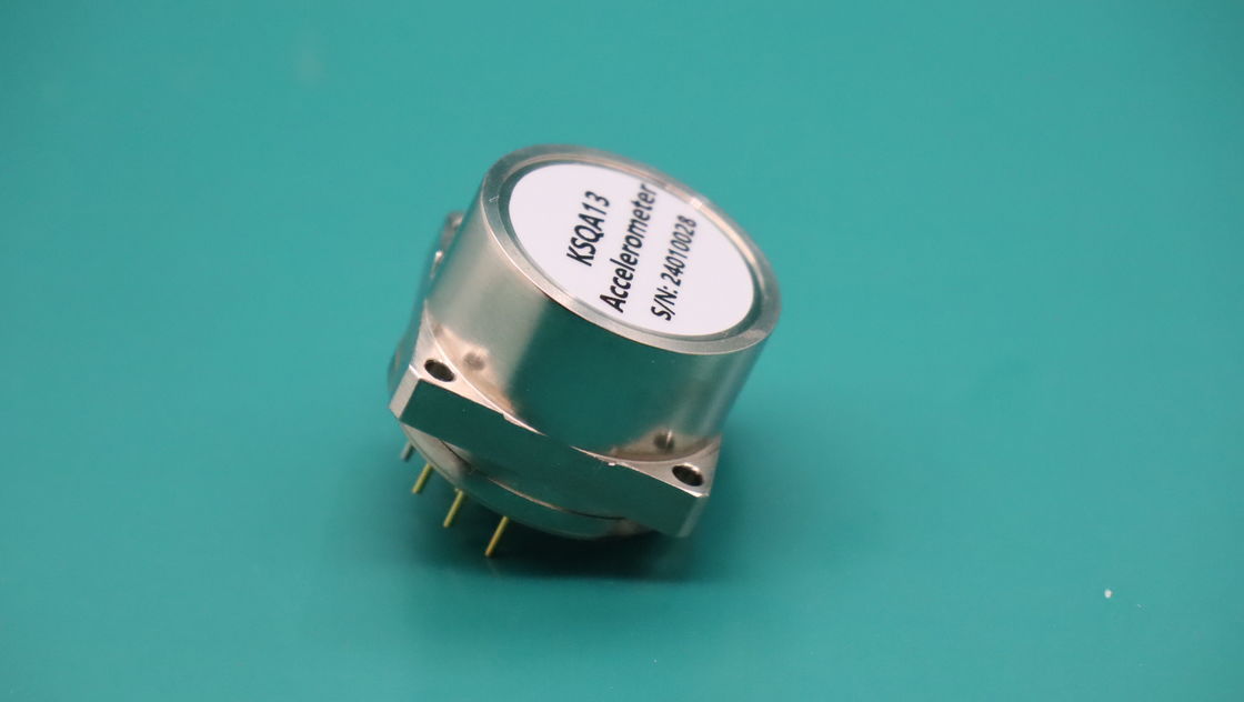 Kwarts flexibele versnellingsmetersensor met opslagtemperatuur -55°C~+120°C Trillingspiek Sinus 15g@20Hz ~ 2000Hz en afmeting Ø25×25mm