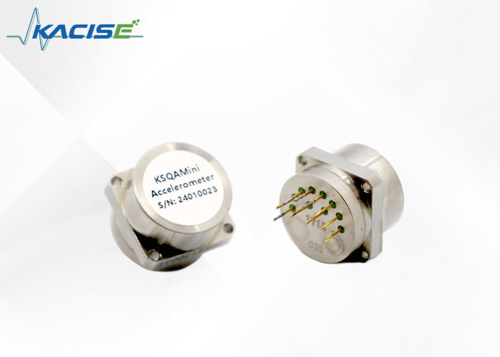 Precieze trillingssensor met 20 g pieksinus 2,3-3,5 mA/g schaalfactor 55°C+130°C opslagtemperatuur