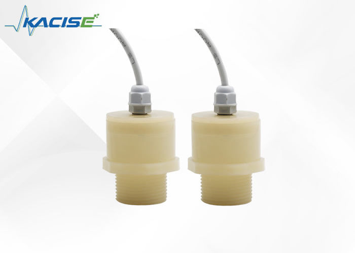 PVDF-materiaal Ultrasone waterniveausensor met 24VDC-operatiespanning en digitale uitgang voor nauwkeurige metingen