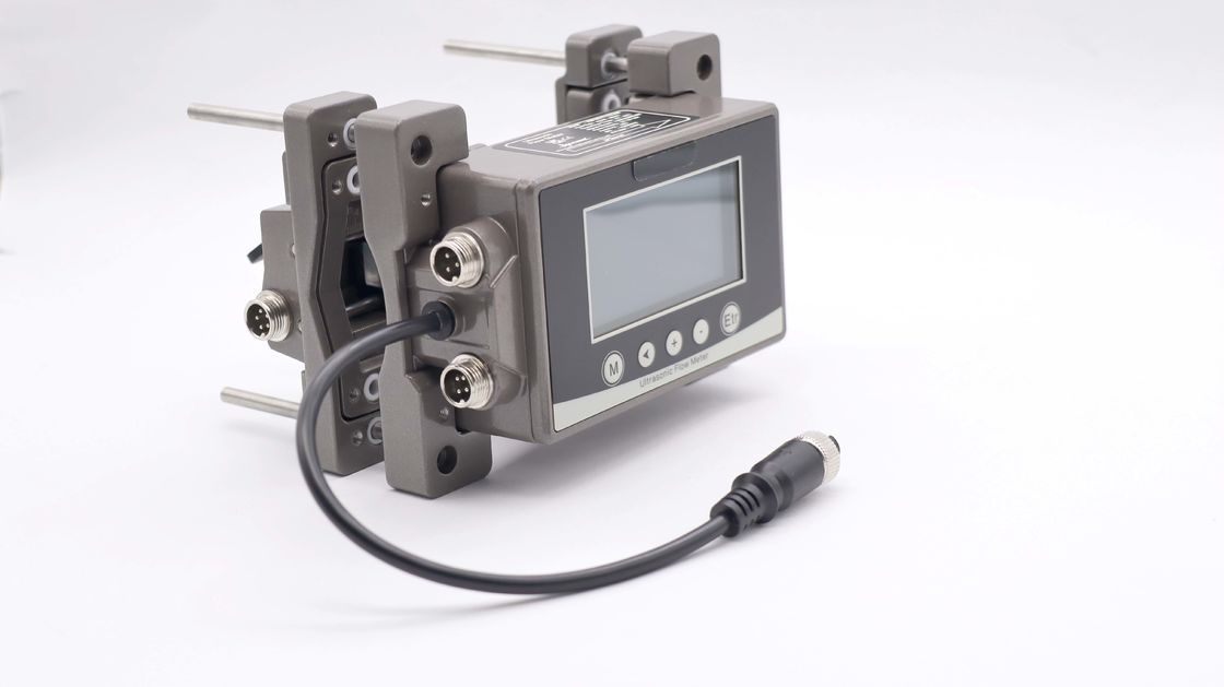 KUF100 Ultrasone stroommeter met 0,5-60s Reactietijd 4-20mA Uitgang voor veelzijdige toepassingen