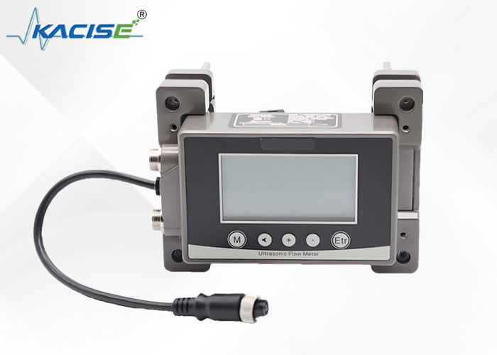 KUF100 Ultrasone stroommeter met 4-20mA-uitgang, industrieel plastic materiaal en 256*128 achtergrondverlicht LCD-scherm
