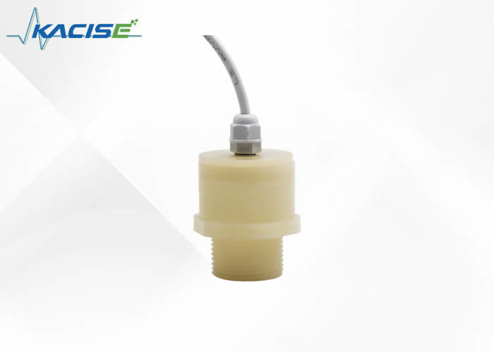 PVDF-materiaal Ultrasone waterniveausensor met 24VDC-operatiespanning en digitale uitgang voor nauwkeurige metingen