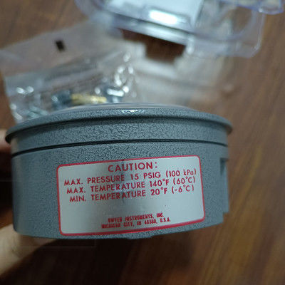 Dwyer-serie 2000 Magnehelicale differentialdrukmeter met 0-60 in w.c. bereik ±2% nauwkeurigheid en 1/8 NPT-verbinding