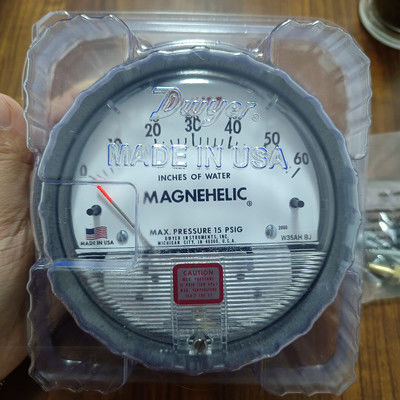 Dwyer-serie 2000 Magnehelicale differentialdrukmeter met 0-60 in w.c. bereik ±2% nauwkeurigheid en 1/8 NPT-verbinding