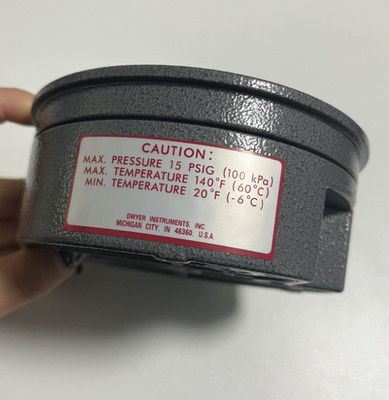 Dwyer-serie 2000 Magnehelicale differentialdrukmeter met ±2% FS-nauwkeurigheid en wrijvingsloze magnetische beweging voor toepassingen van 20-140 °F