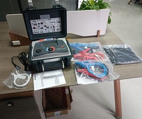 Megger MIT1025-UK isolatietester met uitgang, 20 Teraohms weerstand, 10kV Multi-Range testspanning