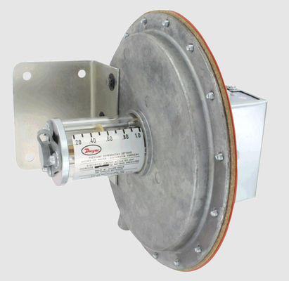 Dwyer 1638-serie Precision Pressure Switch met zichtbare setpoint indicator, groot diafragma voor lage nauwkeurigheid en hoge draagkracht