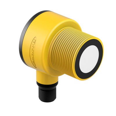 Banner T30UX-serie ultrasone sensor met temperatuurcompensatie, 4-20 mA analoge uitgang en IP67-classificatie voor industriële nabijheidsdetectie