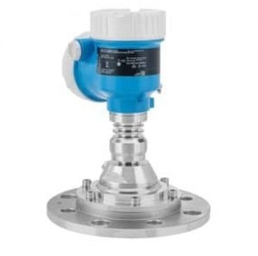 E+H FMR62B radarniveau sensor met een meetafstand van 80 M, een procestemperatuur van -40...+200 °C en een nauwkeurigheid van +/- 1 mm