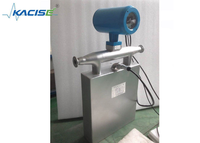 Voedselgrade Eetbare Coriolis Mass Flow Meter Roestvrij staal voor vloeistof / gas met een nauwkeurigheidsklasse van 0,10 ~ 0,20%