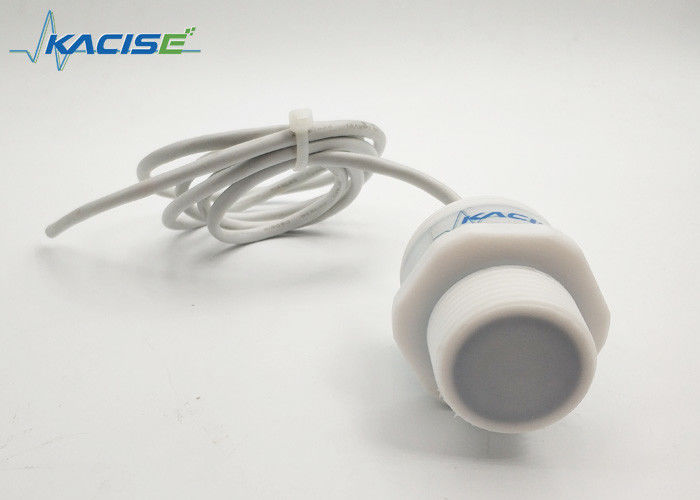 Precision Ultrasonic Level Transmitter met 200 mm-3000 mm detectiebereik IP65 en 24VDC werkspanning