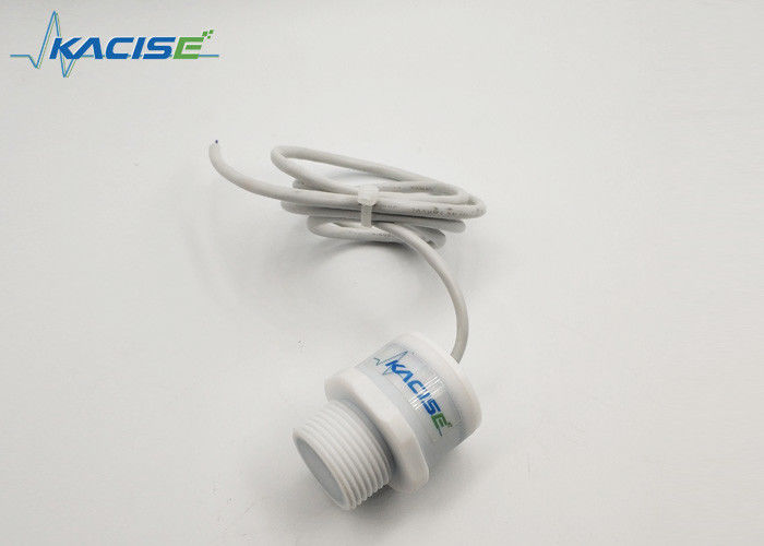 Precision Ultrasonic Level Transmitter met 200 mm-3000 mm detectiebereik IP65 en 24VDC werkspanning